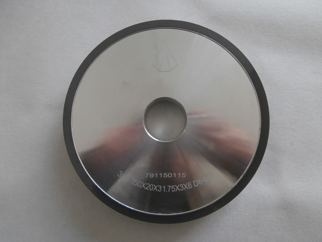 Efficient and wear-resistant giant crystal resin diamond grinding wheel